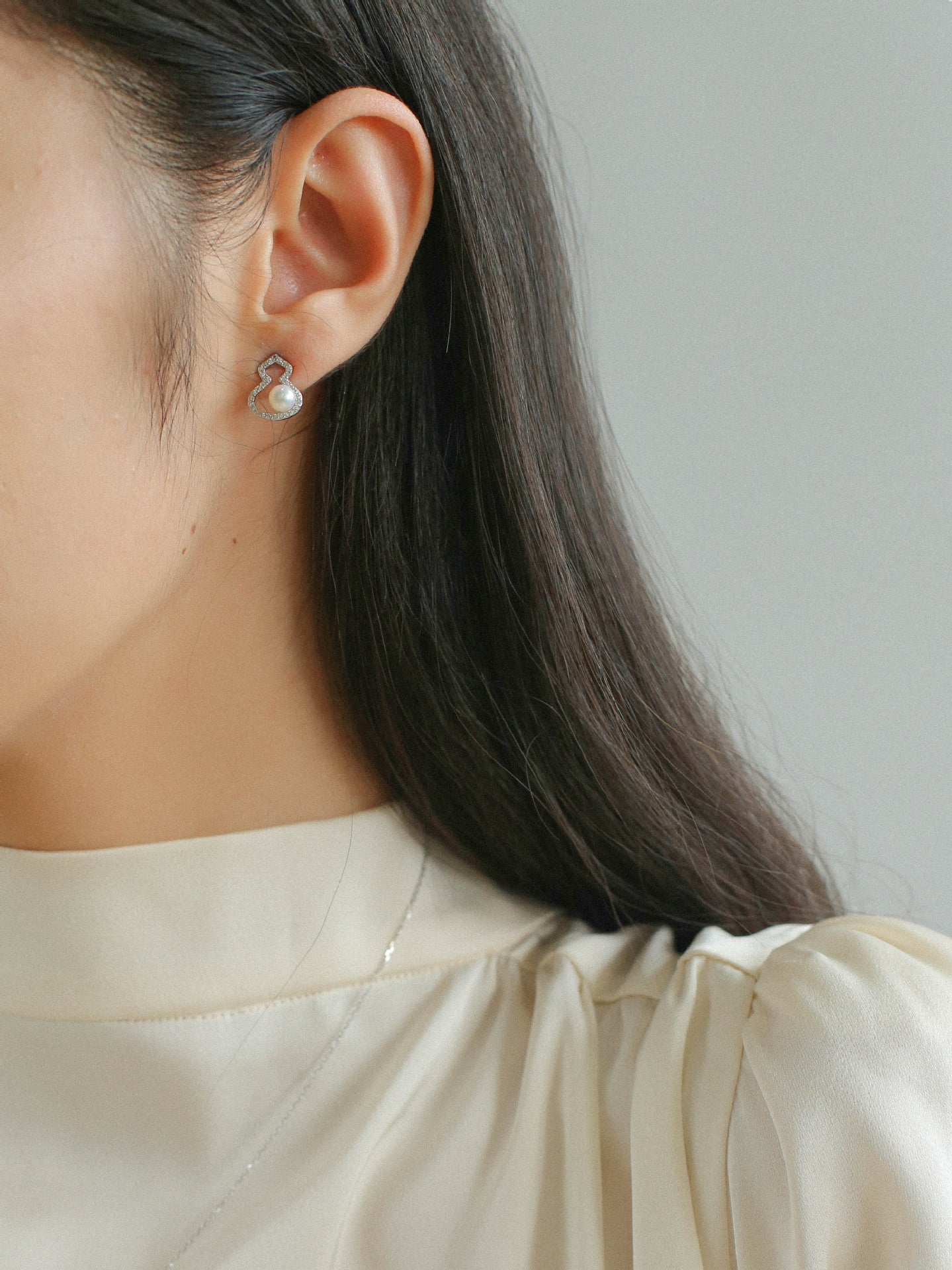 925 Sterling Silver Pearl Gourd Stud Earrings - floysun