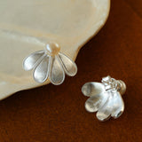 Matte Sterling Silver Series Soma Flower Pearls Earrings