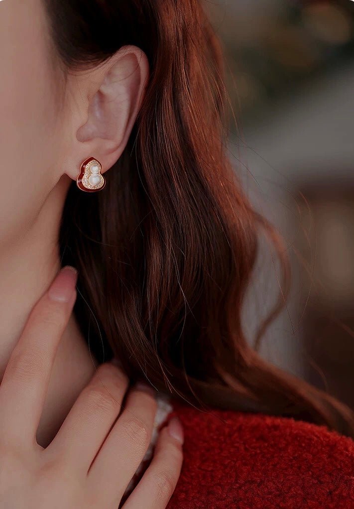 Angora Red Pearl Gourd Studs - floysun