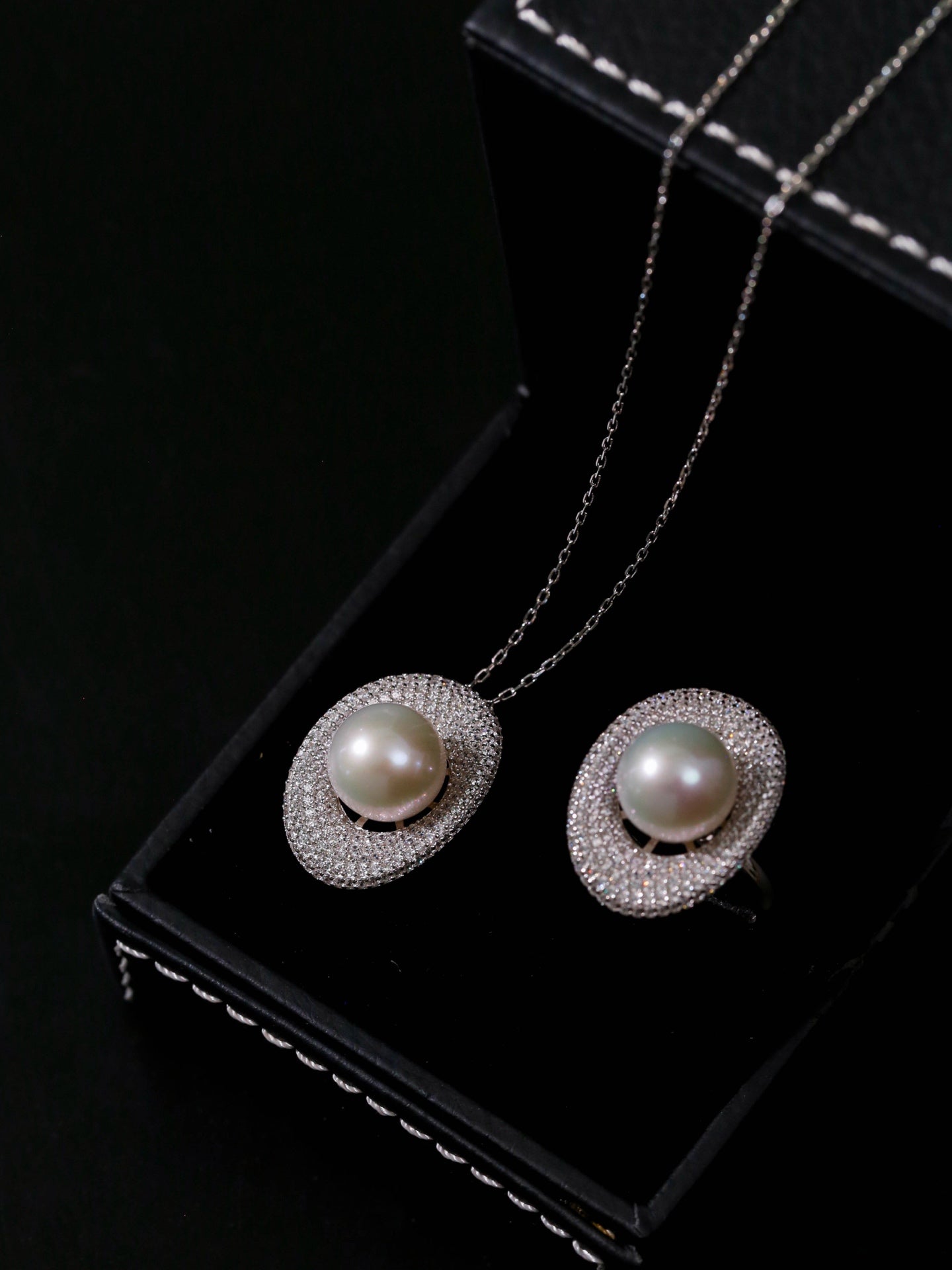 Aurora Edison Pearl Adjustable Ring - floysun