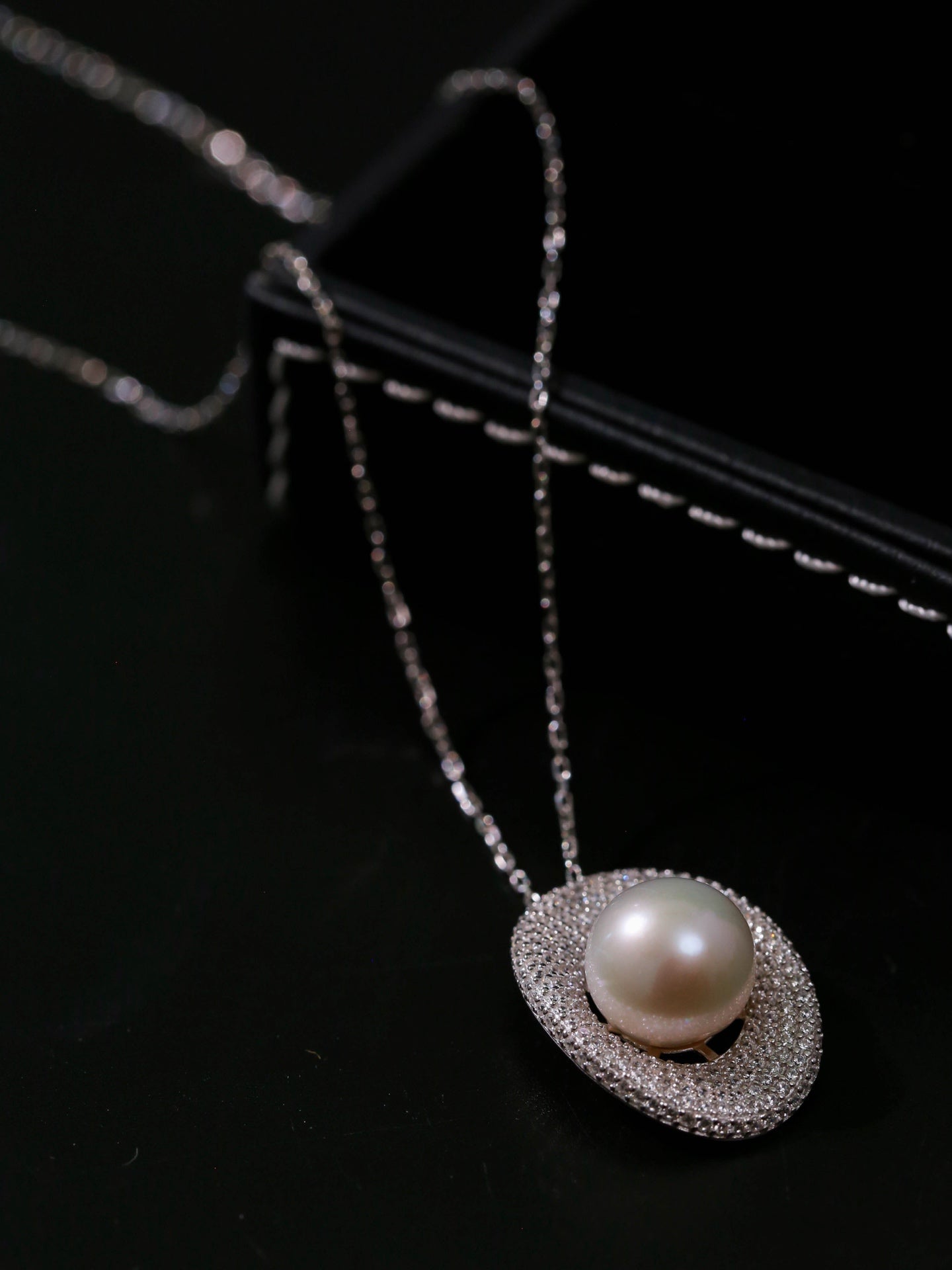 Aurora Edison Pearl Pendant Necklace - floysun