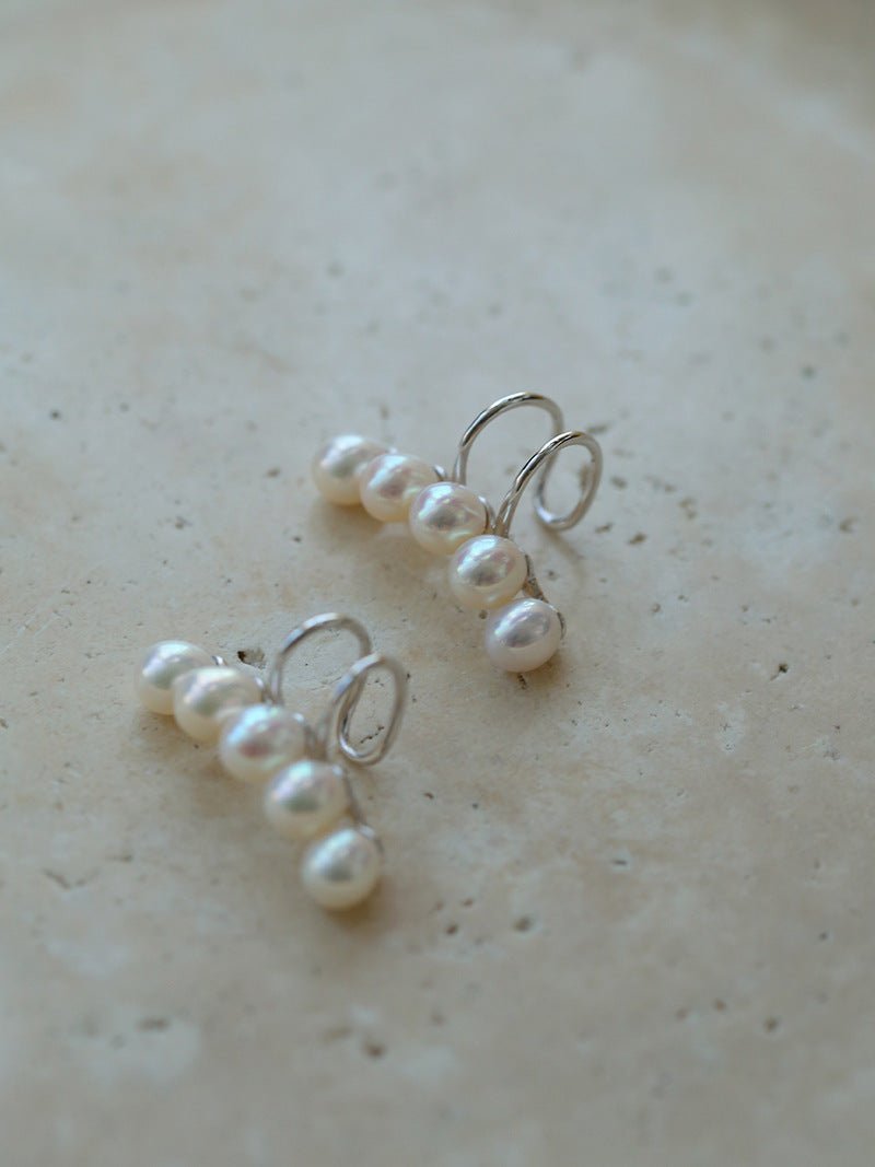Balance Beam Freshwater Pearl Single Ear Clip - floysun
