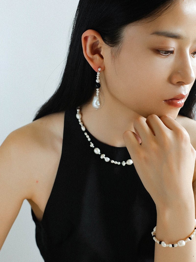 Baroque Pearl and Black Onyx Beaded Necklace - floysun