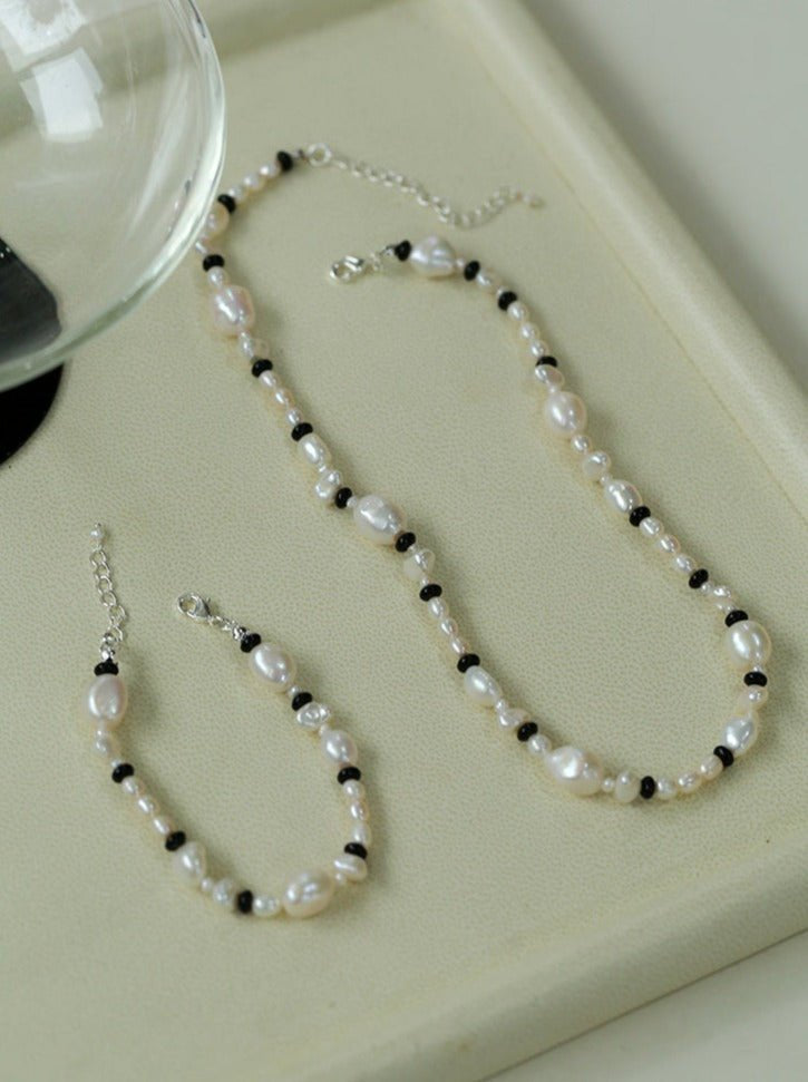 Baroque Pearl and Black Onyx Beaded Necklace - floysun