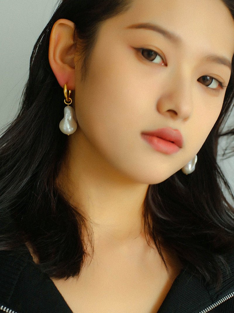 Baroque Pearl Drop Hoop Earrings - floysun