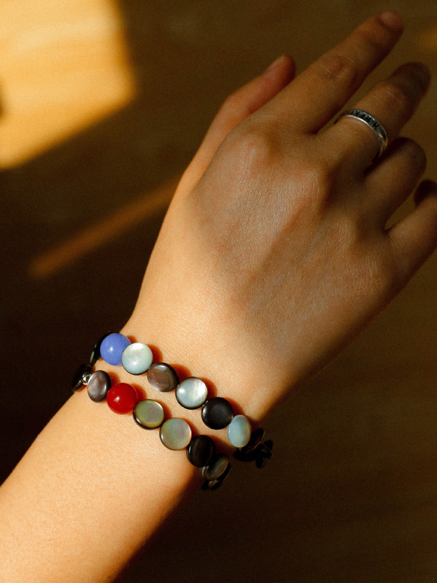 Black Mother - of - Pearl & Agate Beaded Bracelet - floysun