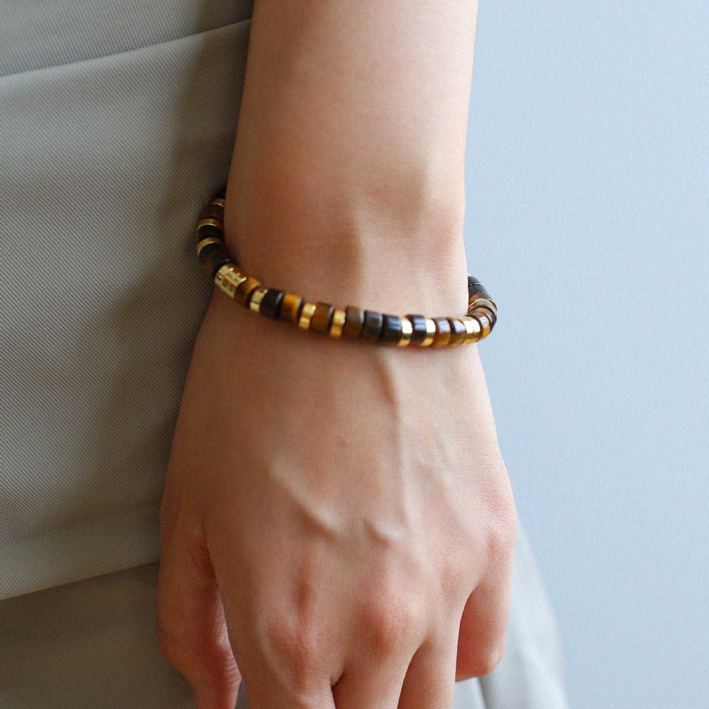 Black Onyx Tiger Eye Mother of Pearls Vintage Disc Bracelet - floysun