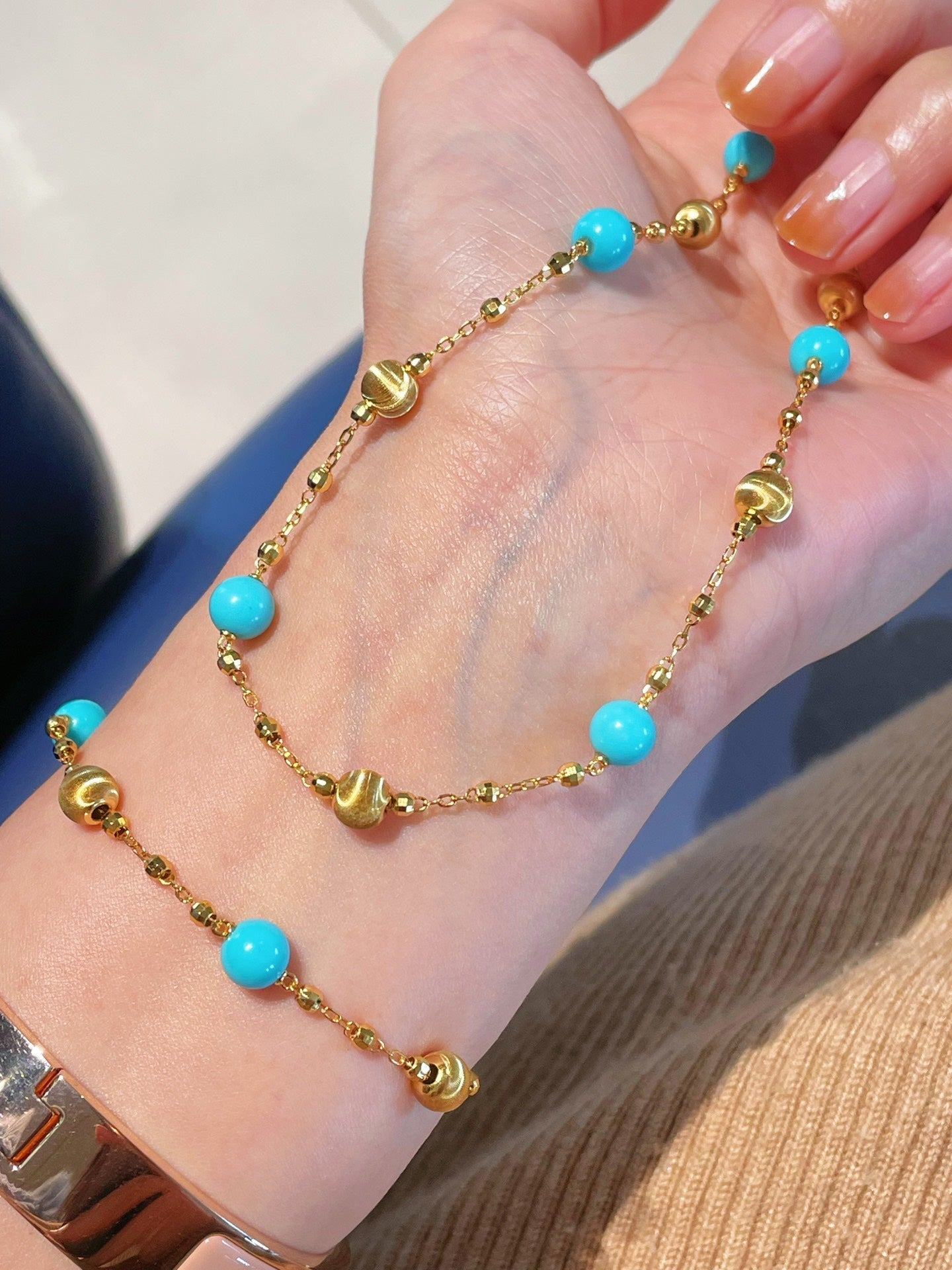 Blue Turquoise & Brushed Gold Beaded Chain Pull Bracelet - floysun