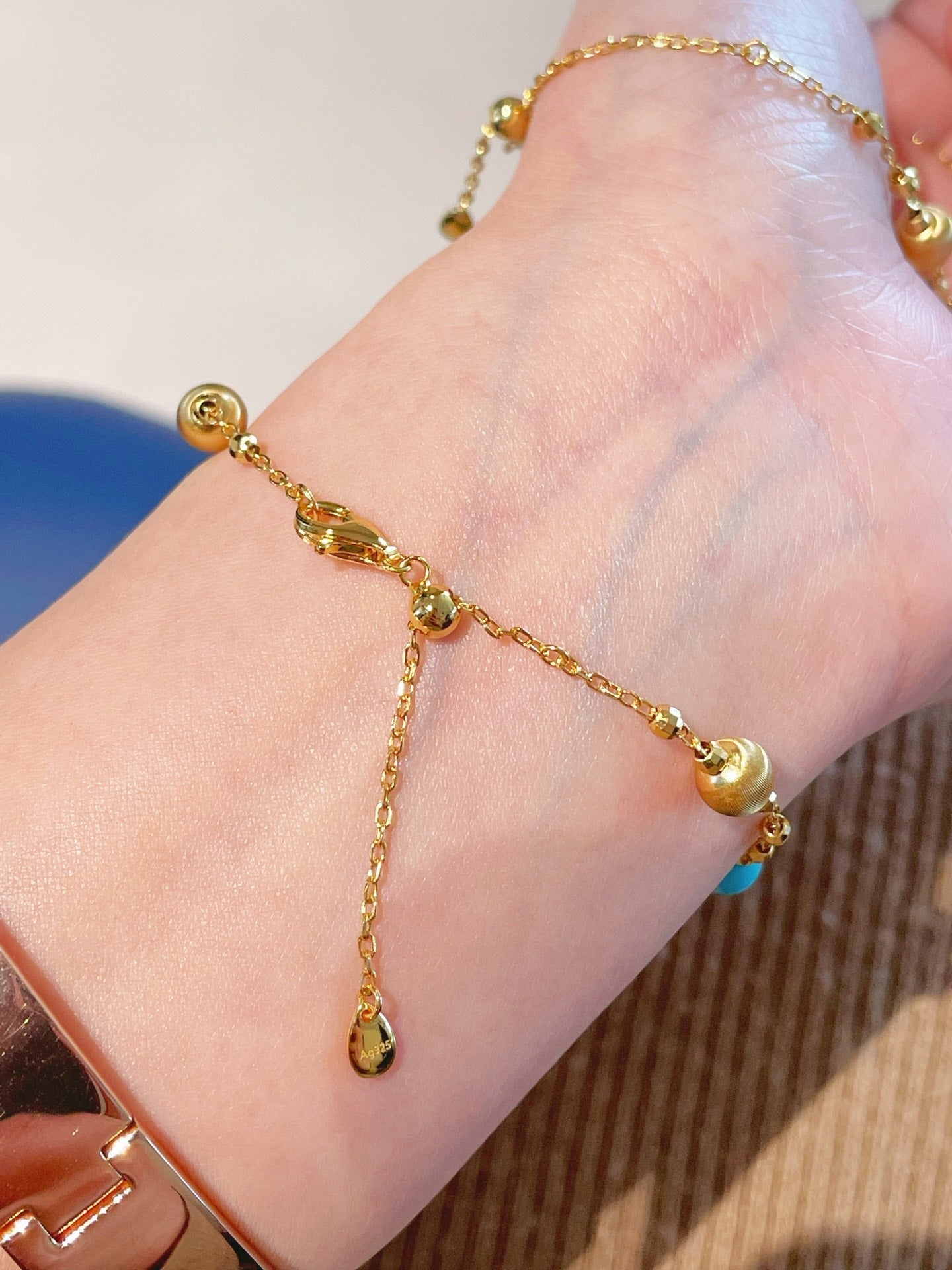 Blue Turquoise & Brushed Gold Beaded Chain Pull Bracelet - floysun