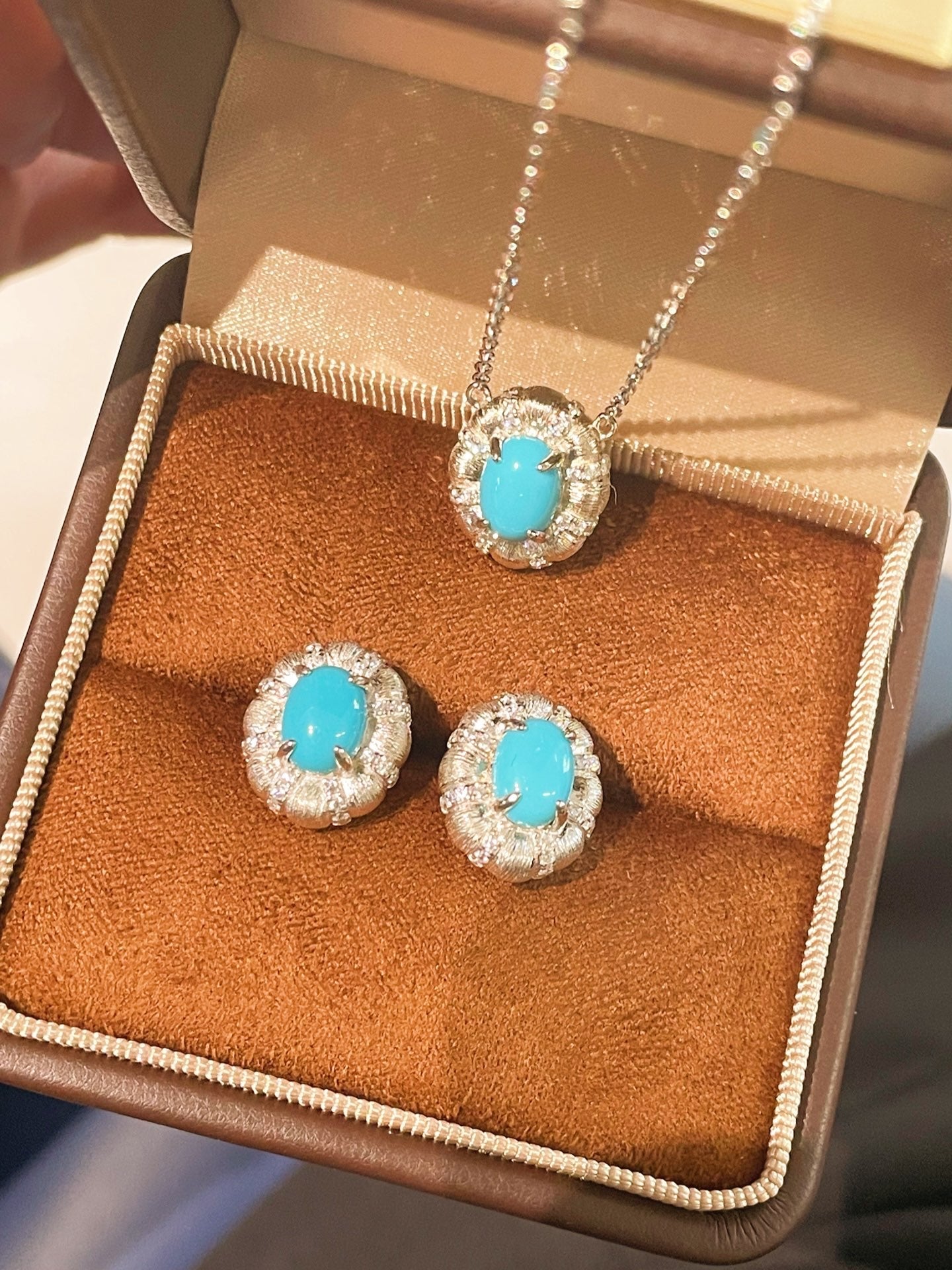 Blue Turquoise Floral Pendant Necklace - floysun