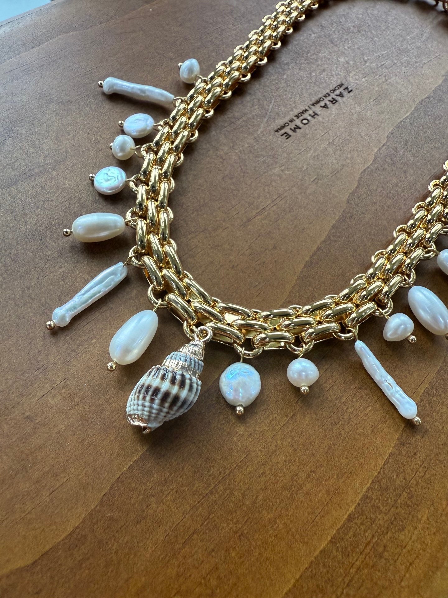 Bohemian Charm Wide Chain Necklace – Natural Pearls & Shell Accents - floysun