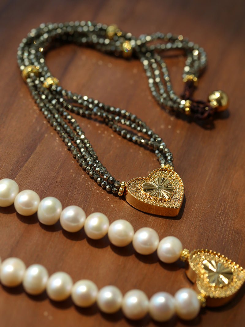 Boho Chic Pearl Necklace with Vintage Heart Pendant – Soft Glow Elegance - floysun