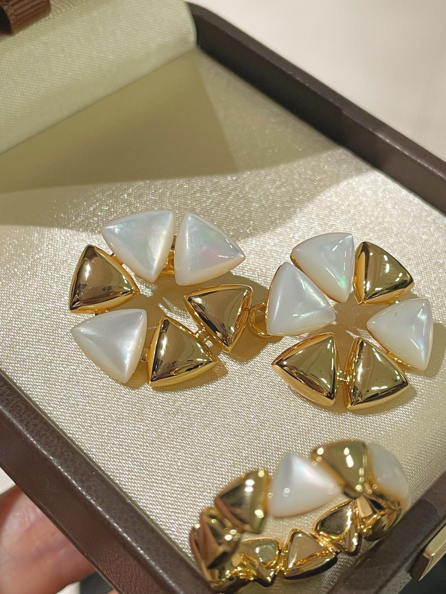 Bold Mother - of - Pearl Triangle Stud Earrings - floysun