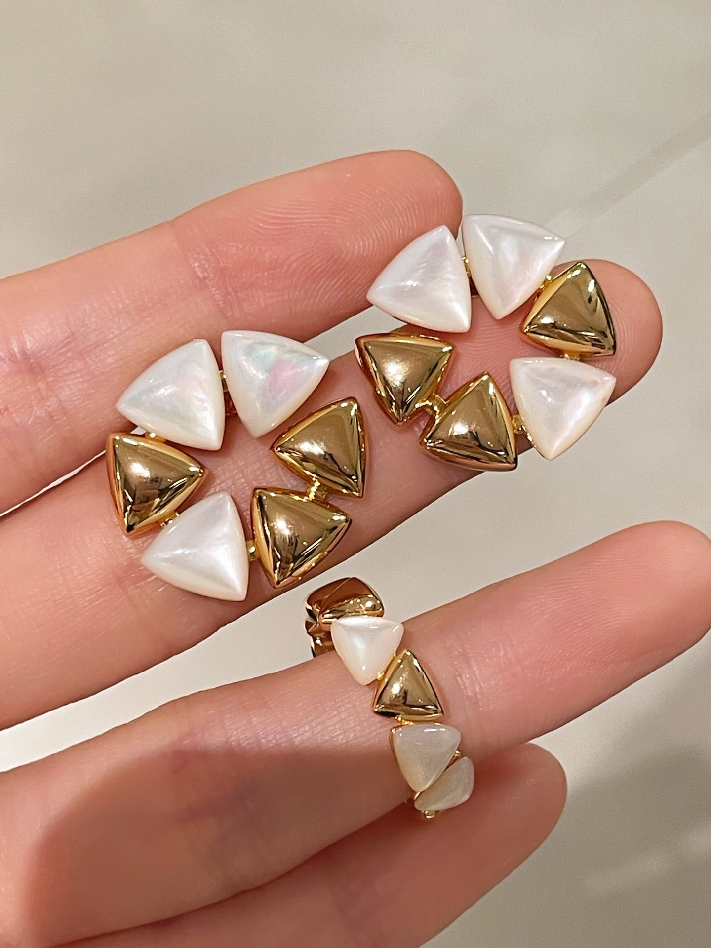 Bold Mother - of - Pearl Triangle Stud Earrings - floysun