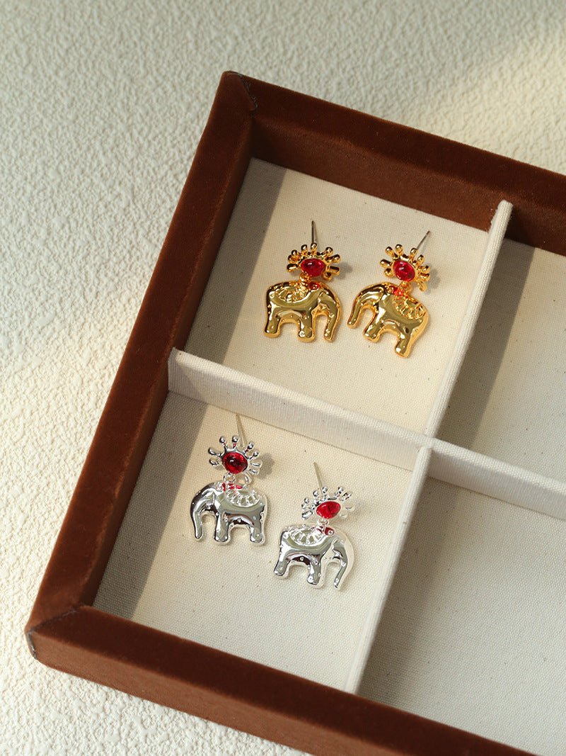“Born to Shine” Garnet Elephant Earrings - Gold - floysun