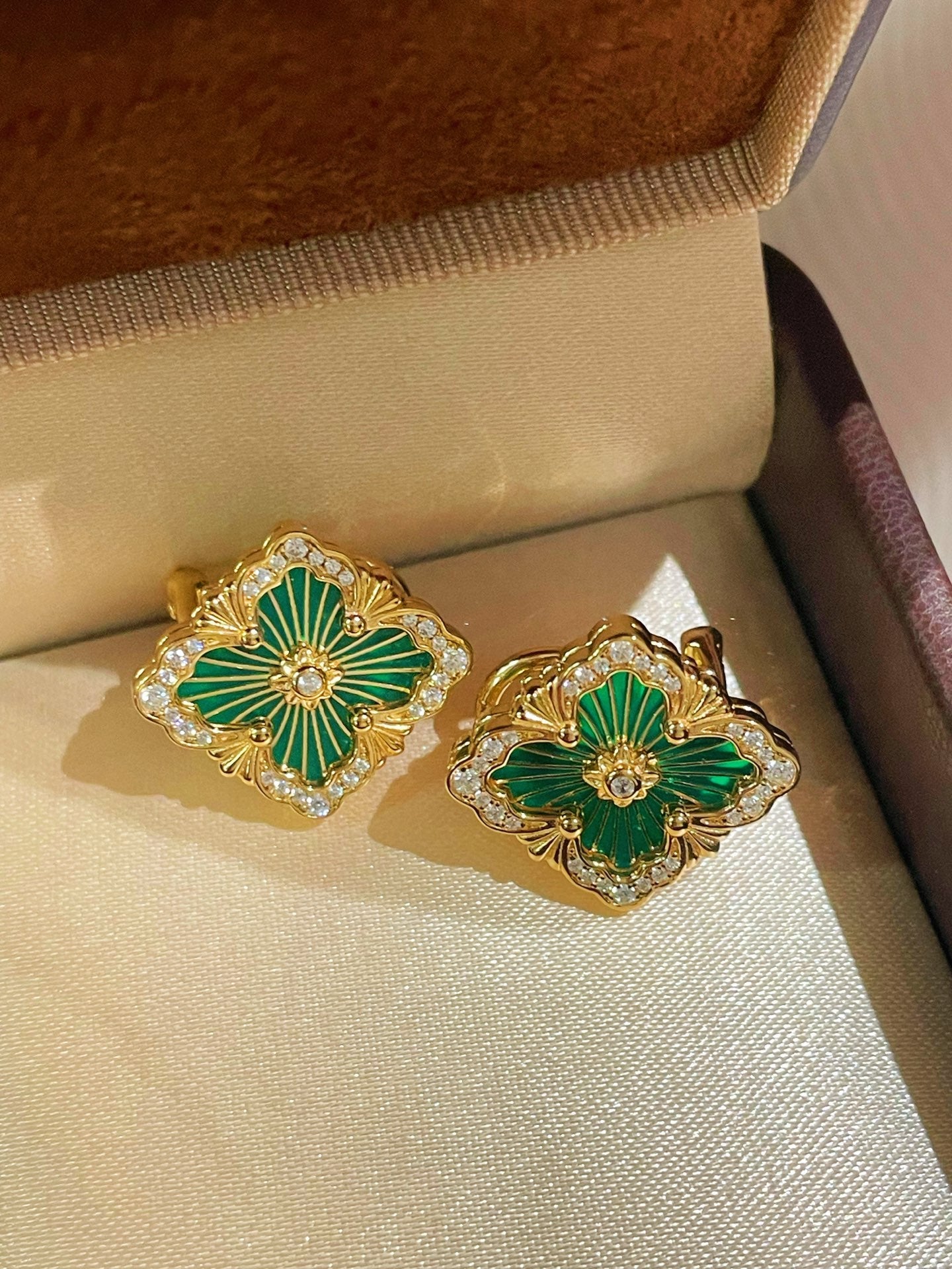 Boucheron - Inspired Four - Leaf Clover Stud Earrings – Green Onyx - floysun
