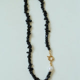 Brilliant Black Onyx Crushed Stone and Pearl Necklace - floysun