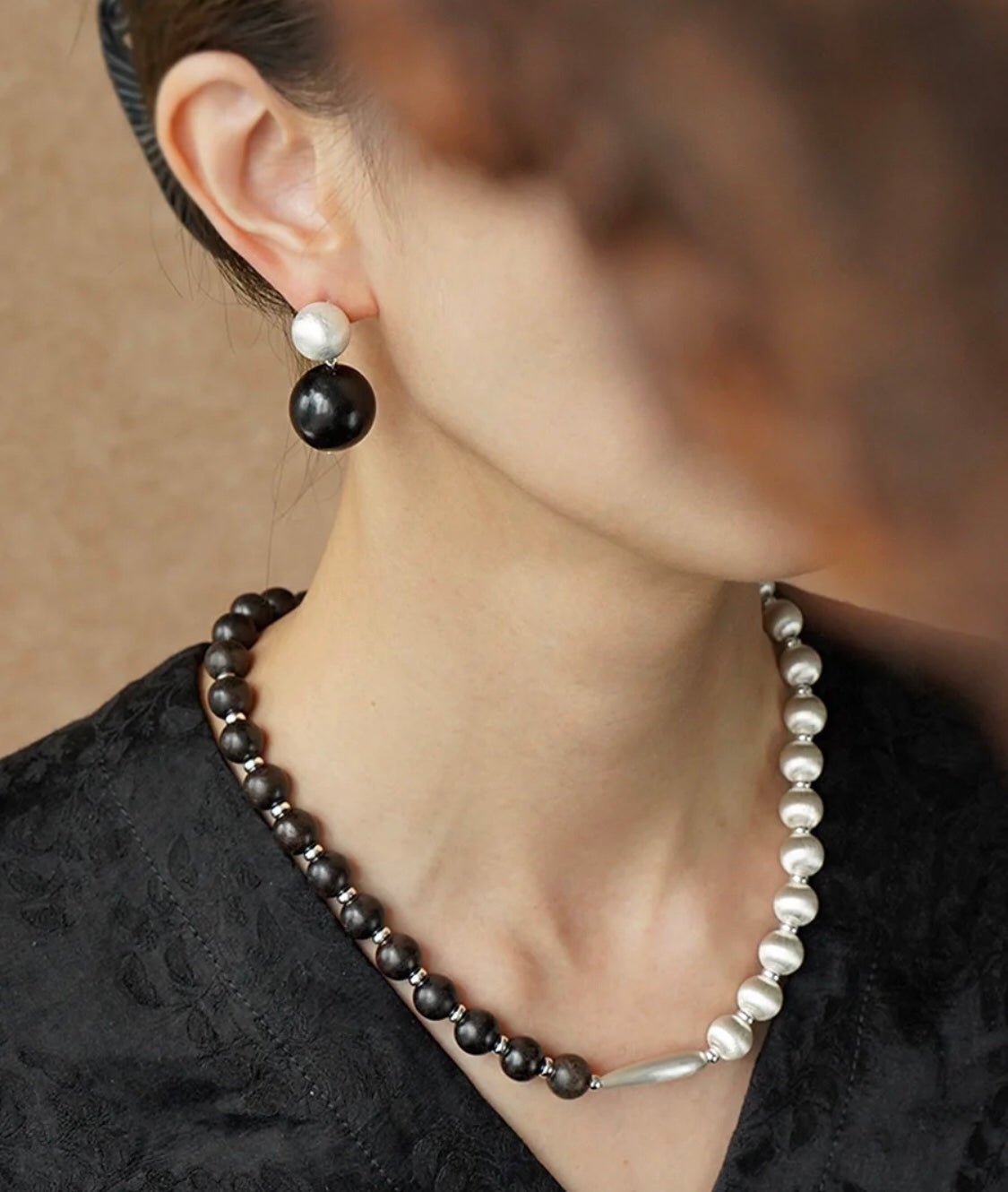 Brushed Bead & Ebony Wood Sphere Necklace - floysun
