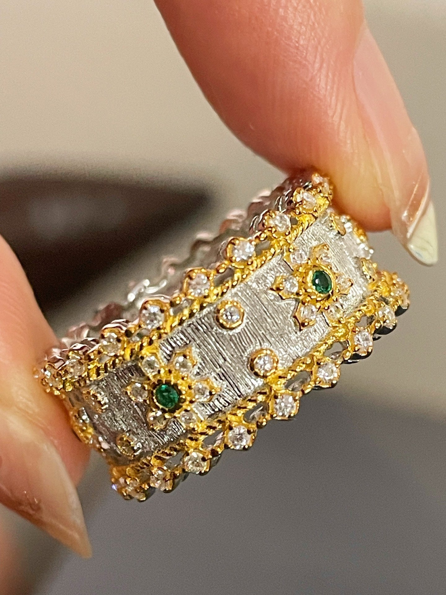Brushed Dual - Tone North Star Wide Band Ring - floysun