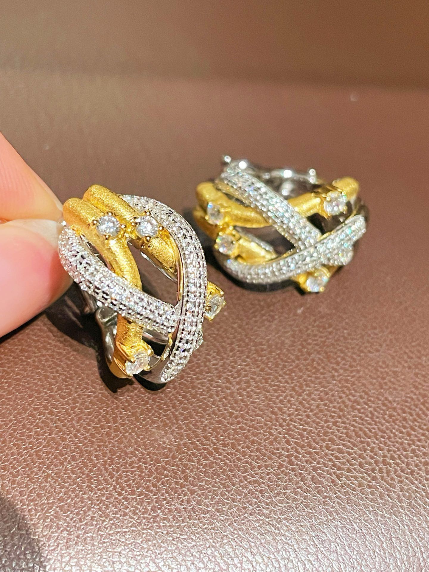 Brushed Sparkling Diamond Cross - Line Heavy Craft Hoop Earrings - floysun