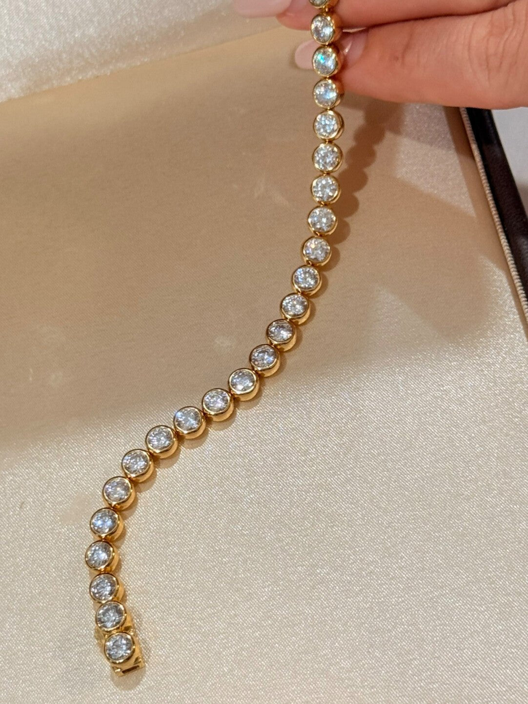 BubbleGlow Pavé Bubble Link Bracelet - floysun
