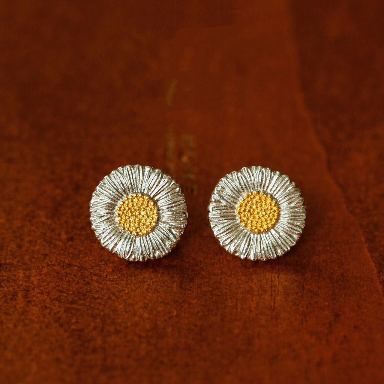 Buccellati - Inspired Daisy Ear Stud - floysun