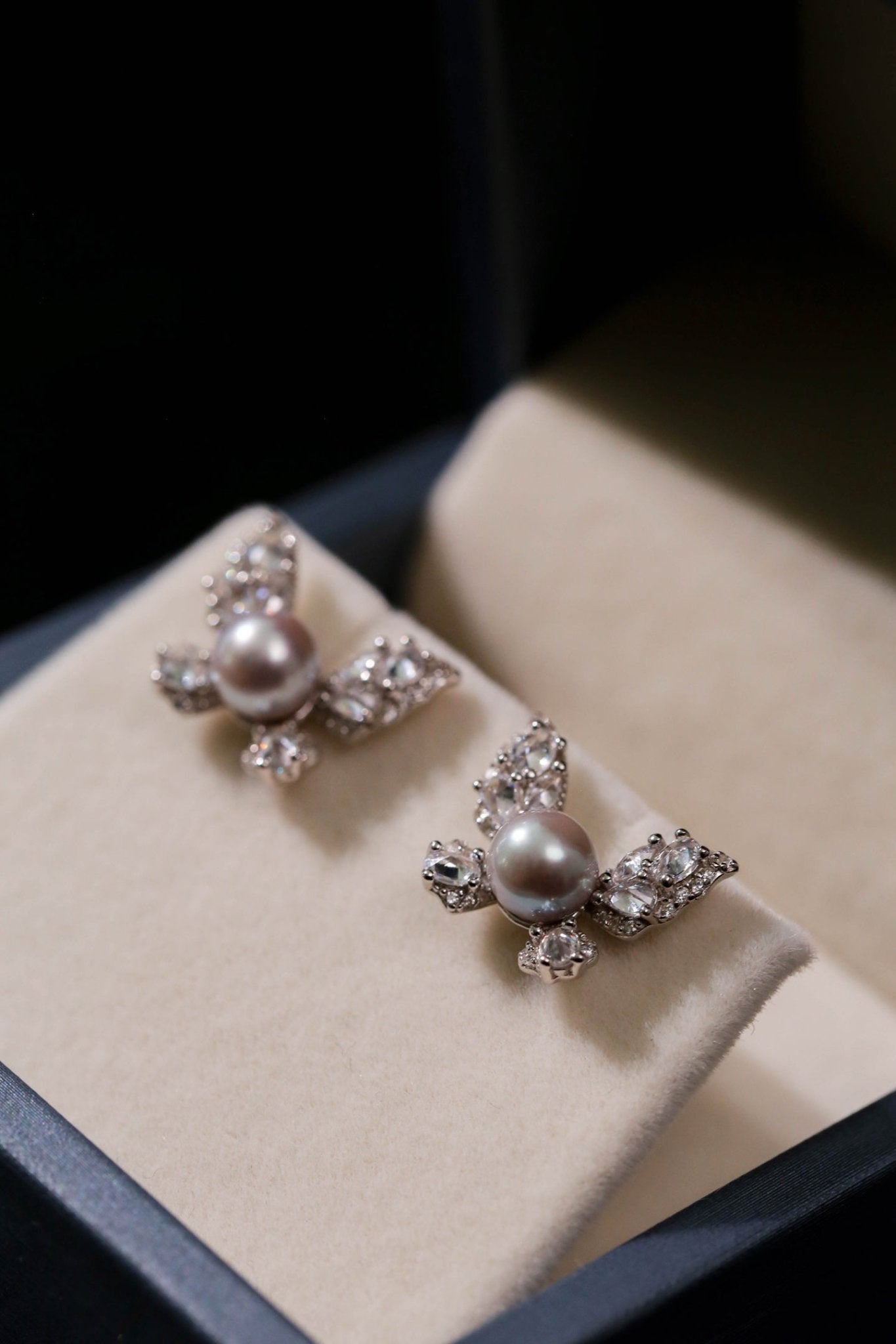 Butterfly Spark Grey Pearl Studs - floysun