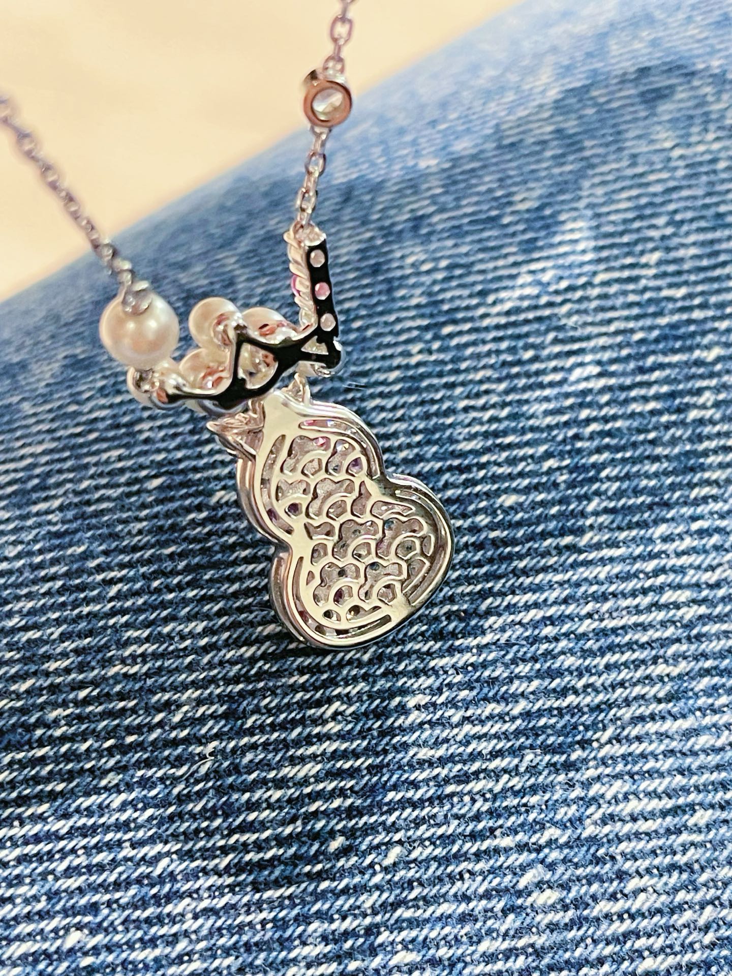 Candy Pearl Gourd Necklace – 925 Sterling Silver with Swarovski Pearls - floysun