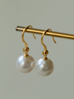 Classic Round Baroque Pearl Drop Earrings - floysun