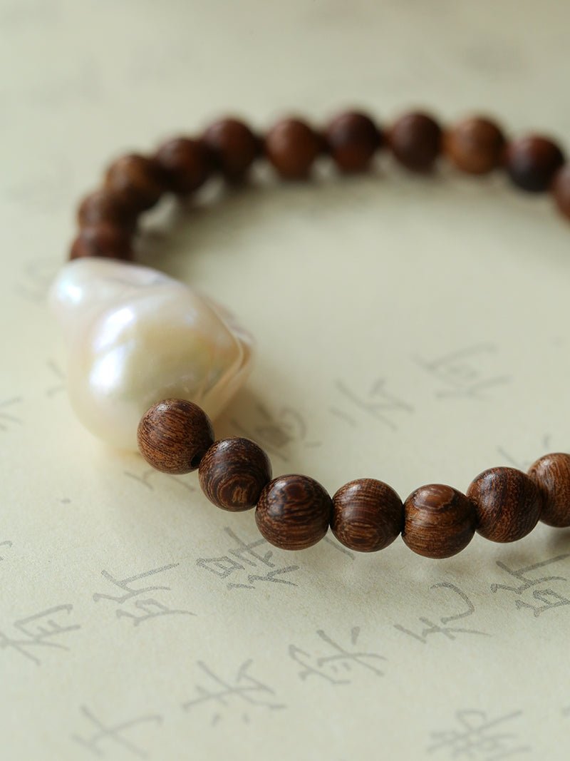 Cloud Whisper Baroque Pearl & Natural Wood Bead Bracelet - floysun