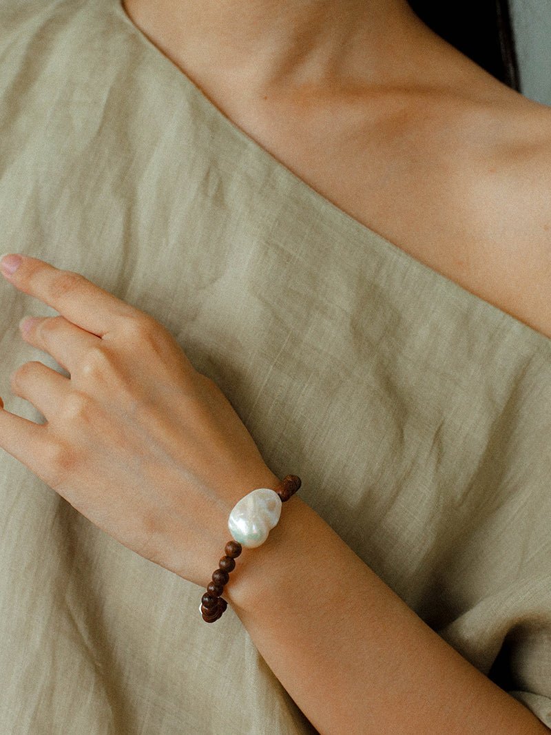 Cloud Whisper Baroque Pearl & Natural Wood Bead Bracelet - floysun