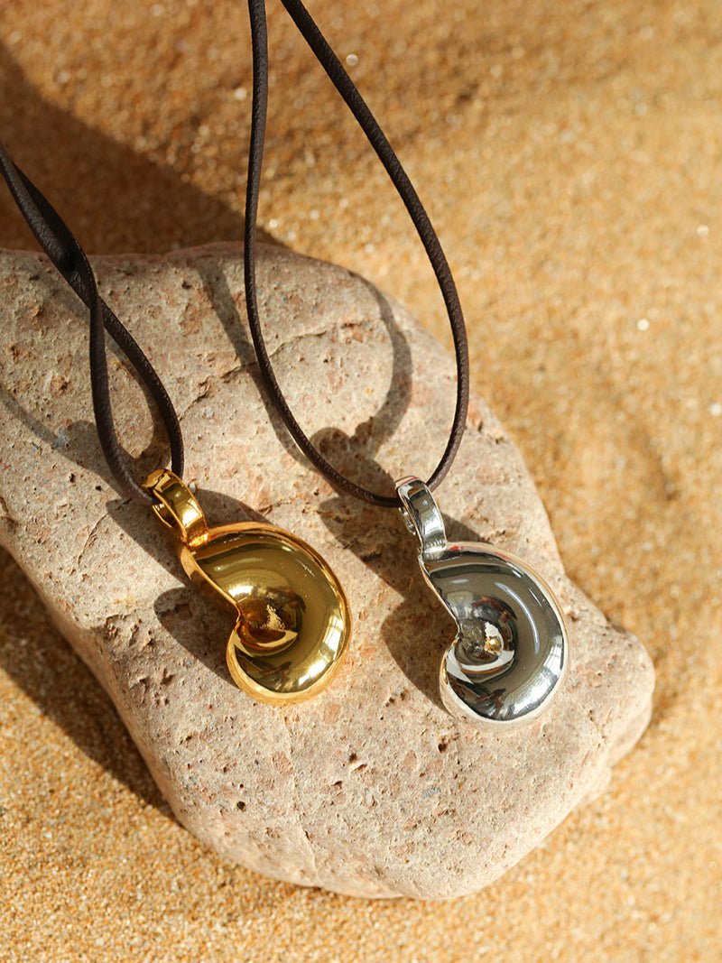 Conch Leather Striped Long Style Pendant Necklace - floysun