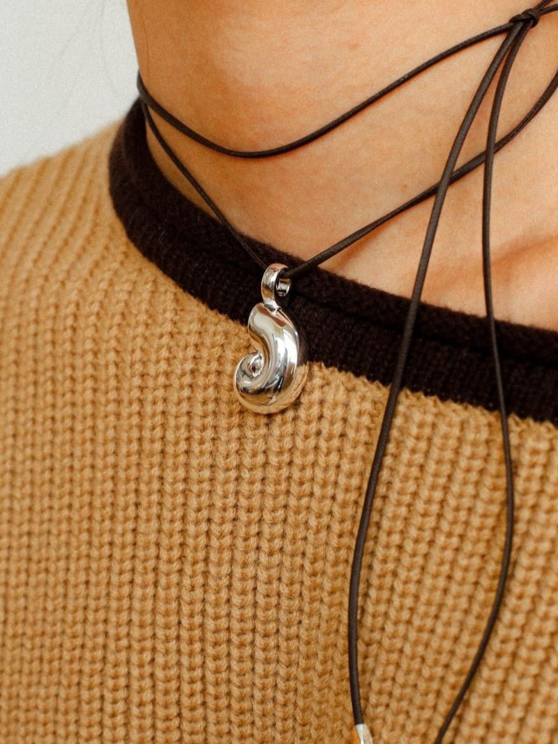 Conch Leather Striped Long Style Pendant Necklace - floysun