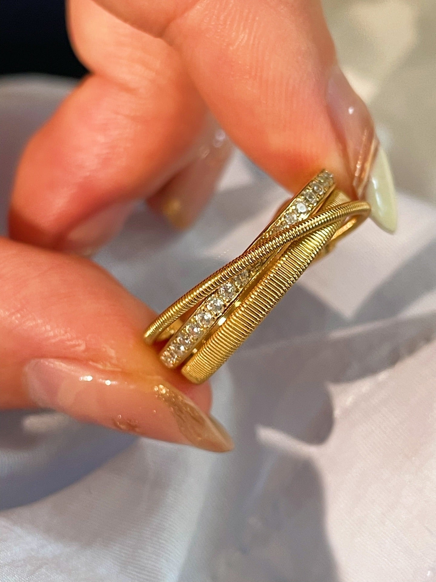 Criss - Cross Pavé Ring - floysun