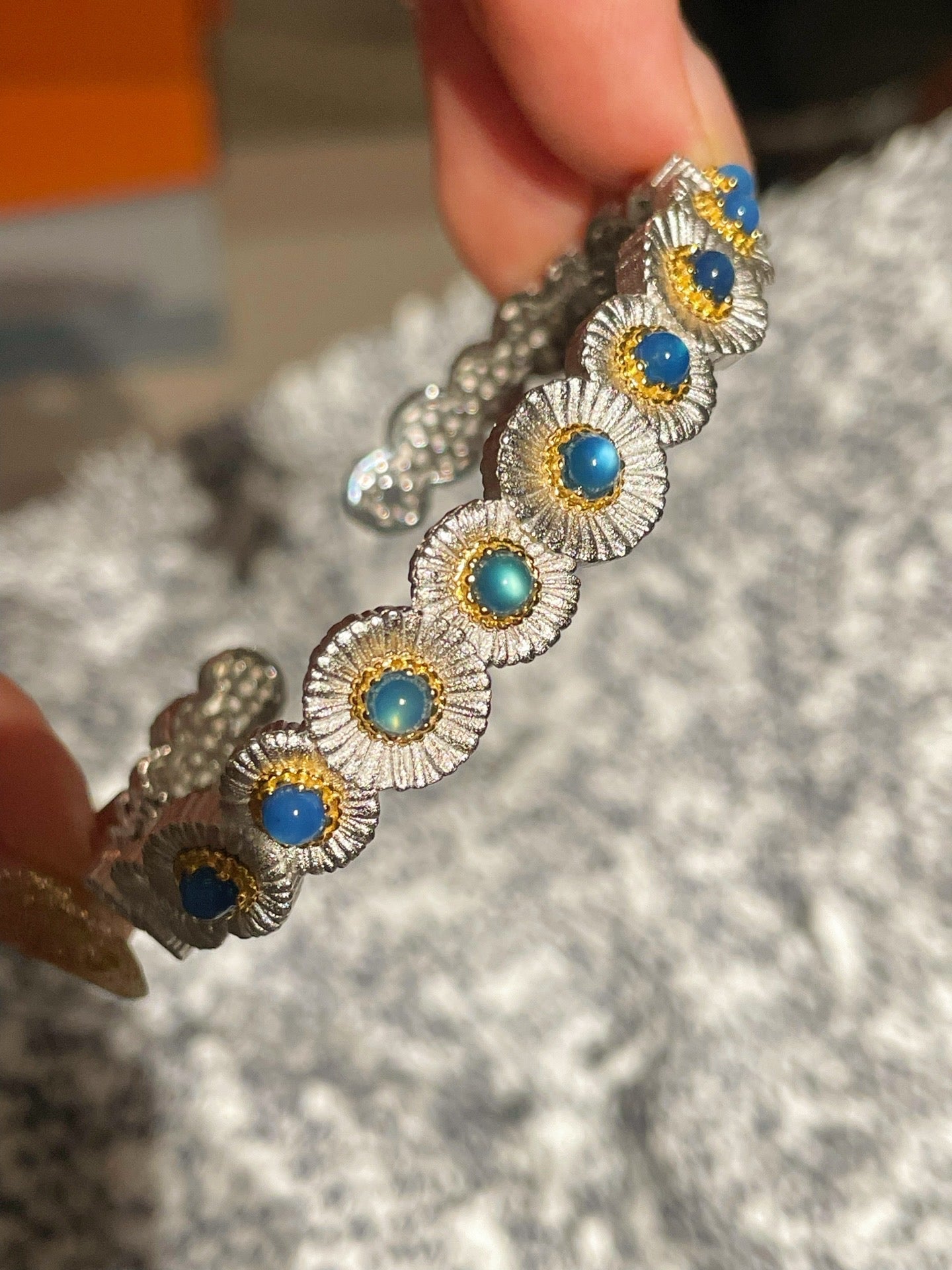 Daisy Bloom Blue Agate Open Cuff Bracelet - floysun