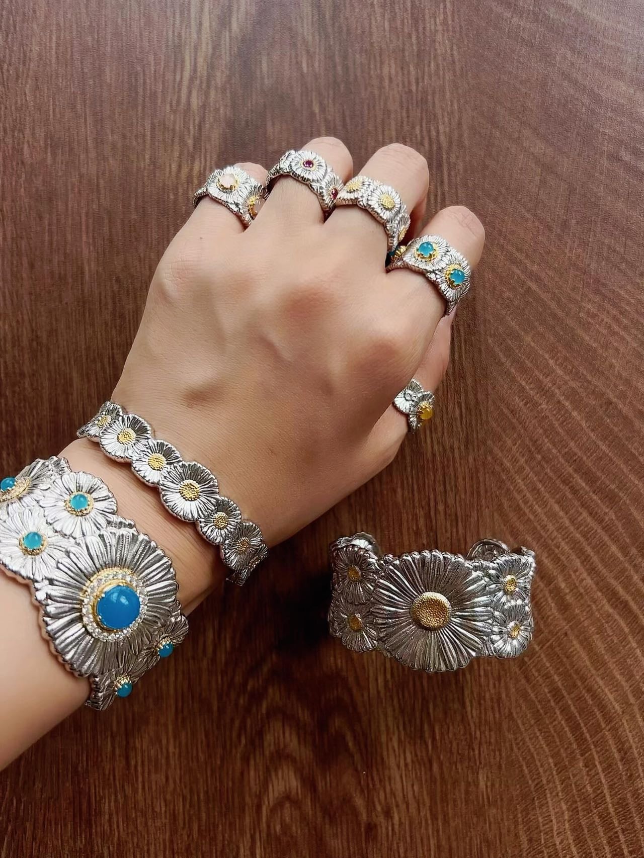 Daisy Bloom Open Cuff Bracelet - floysun