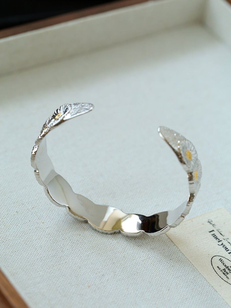 Daisy Bloom Open Cuff Bracelet - floysun