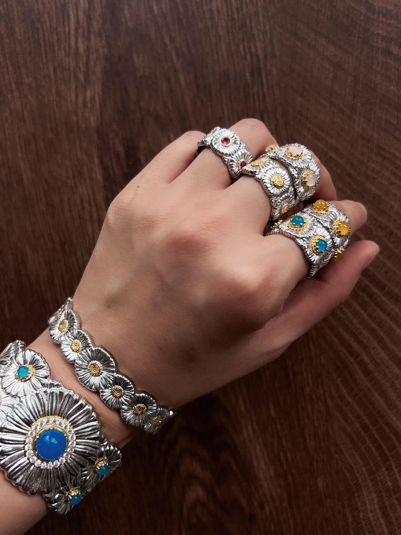 Daisy Bloom Open Cuff Bracelet - floysun