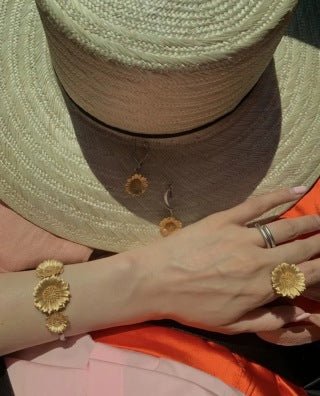 Daisy Flower Ring - Matte Gold - floysun