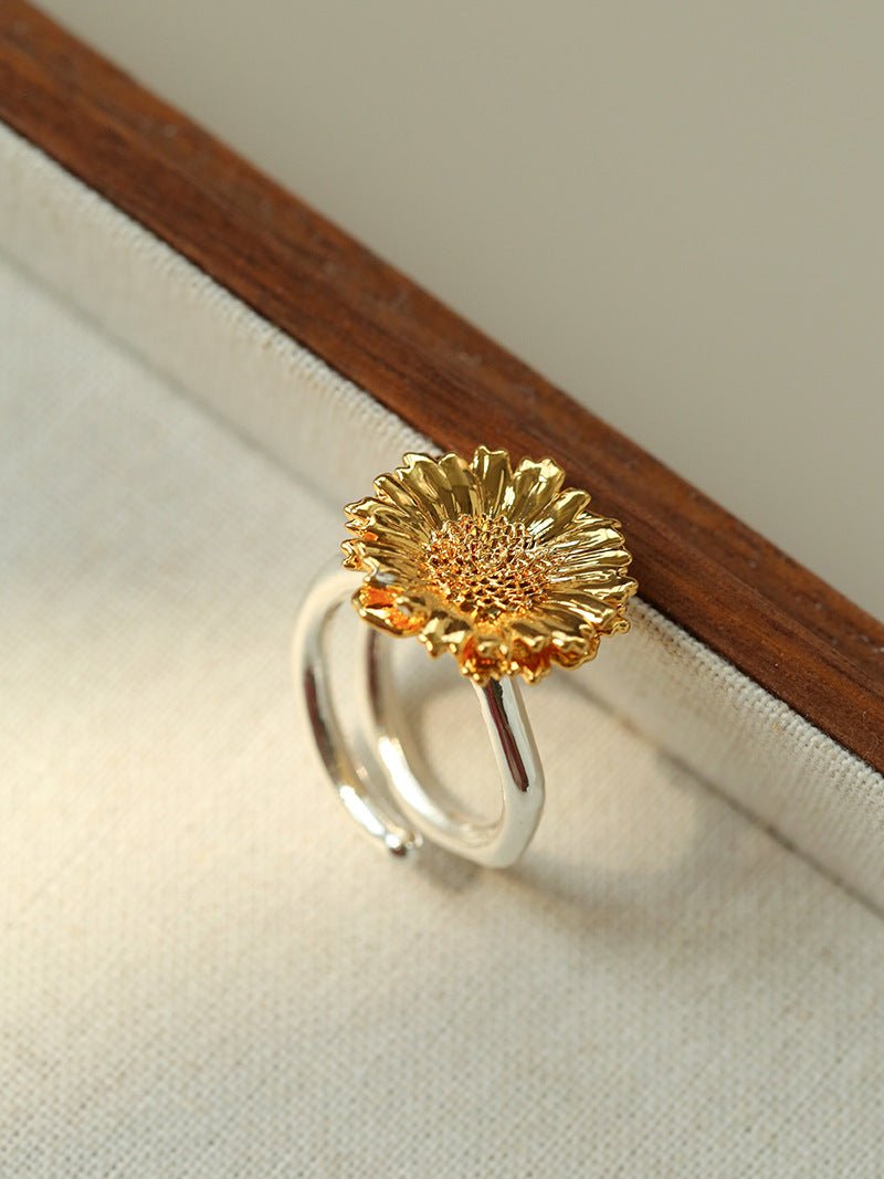 Daisy Flower Ring - Matte Gold - floysun