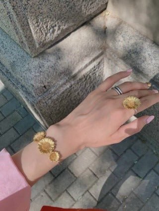Daisy Flower Ring - Matte Gold - floysun