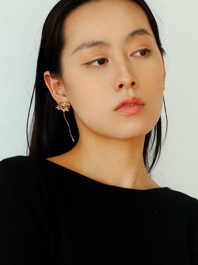 Daisy Long Earrings Metallic Vintage Chic - floysun