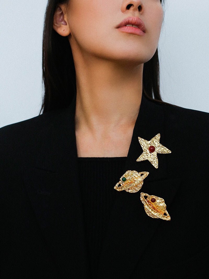 Dazzling Stars Pentagram Planet Element Brooch - floysun