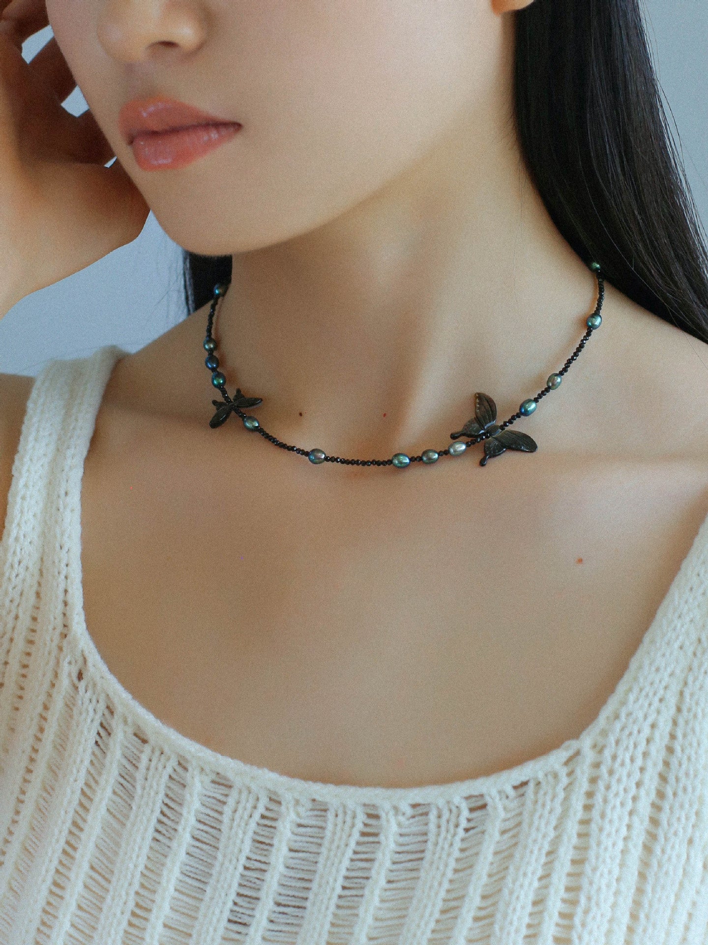Delicate Mother of Pearls Black Butterfly Black Spinel Pearl Beaded Necklace - floysun