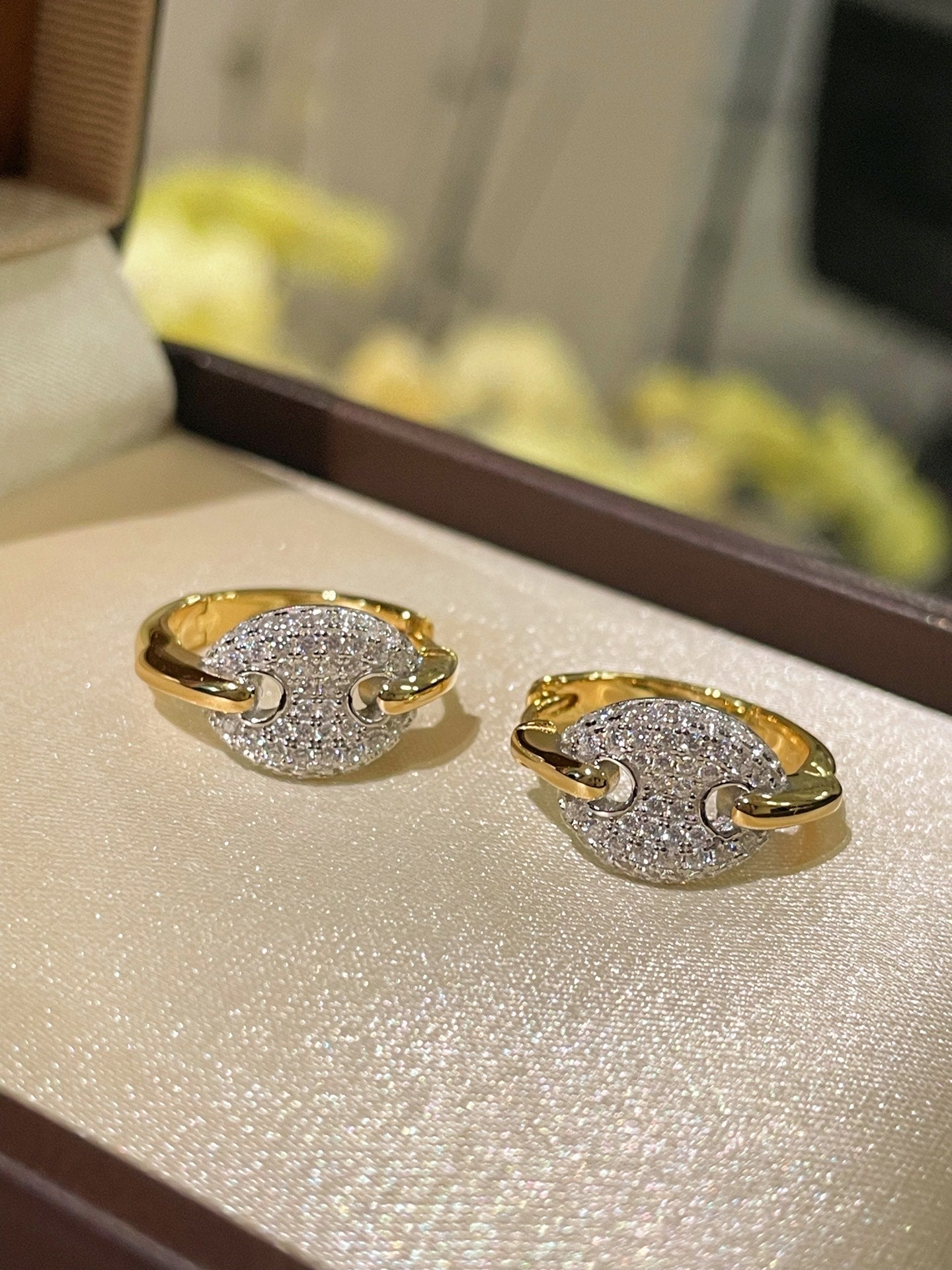 Dual - Tone Sparkling Pig Nose Stud Earrings - floysun