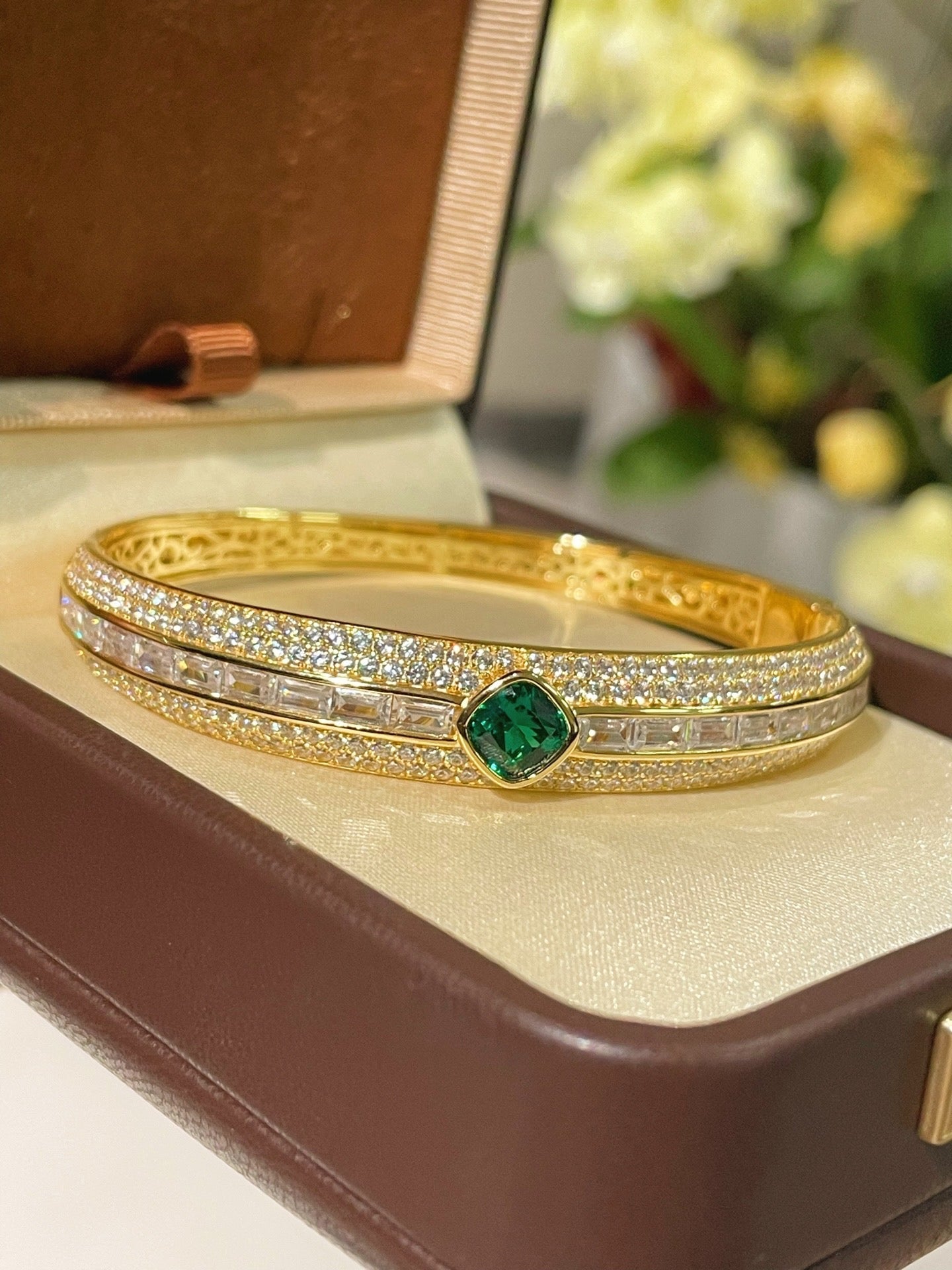 Emerald Ice Sugar Diamond - Cut Wide Bangle - floysun