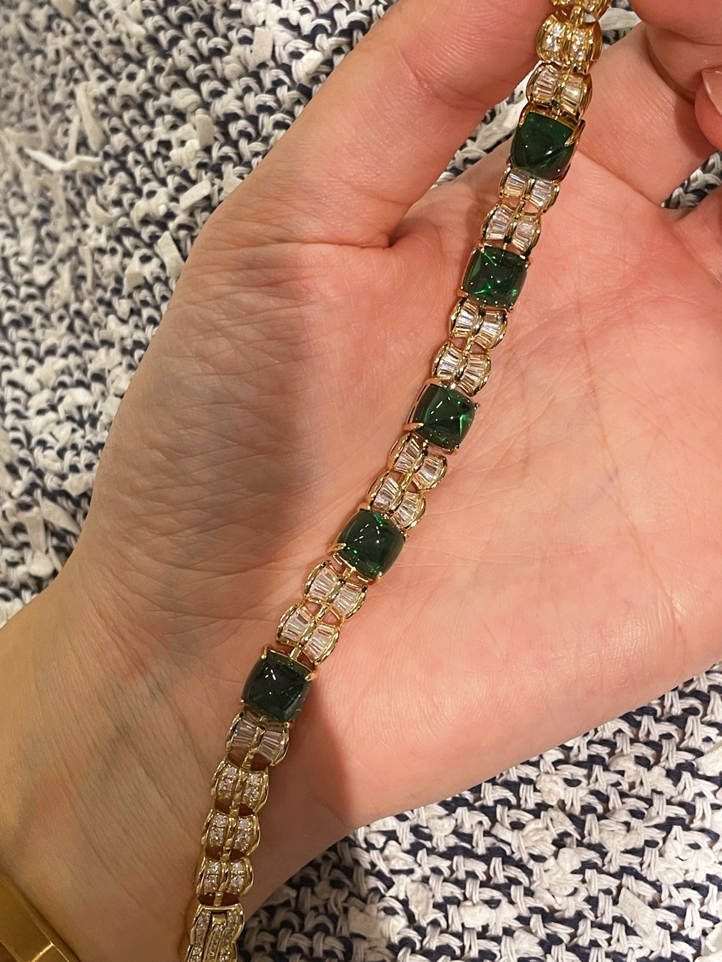 Emerald Sugar - Tower T - Cut Pavé Bracelet - floysun