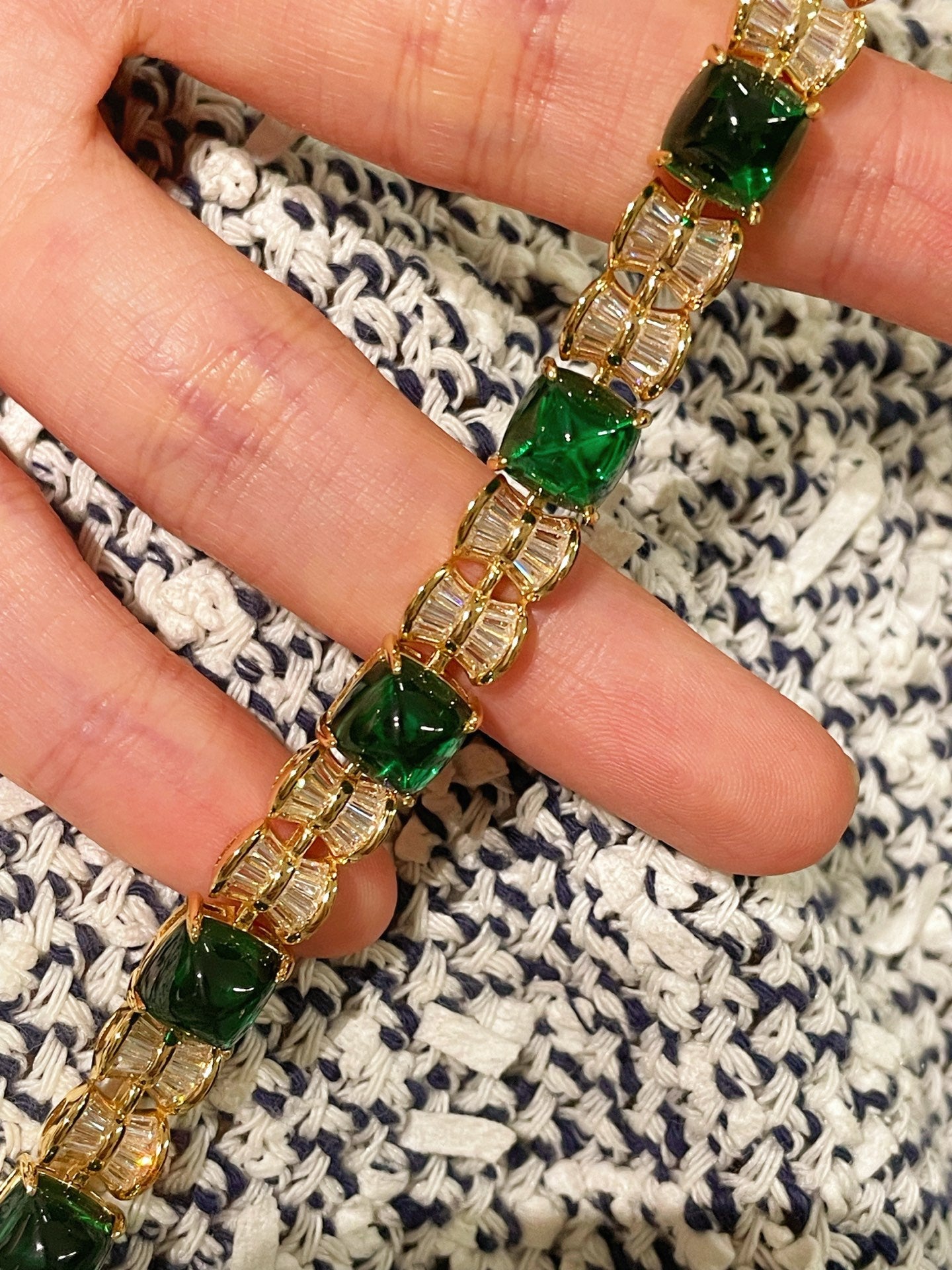 Emerald Sugar - Tower T - Cut Pavé Bracelet - floysun