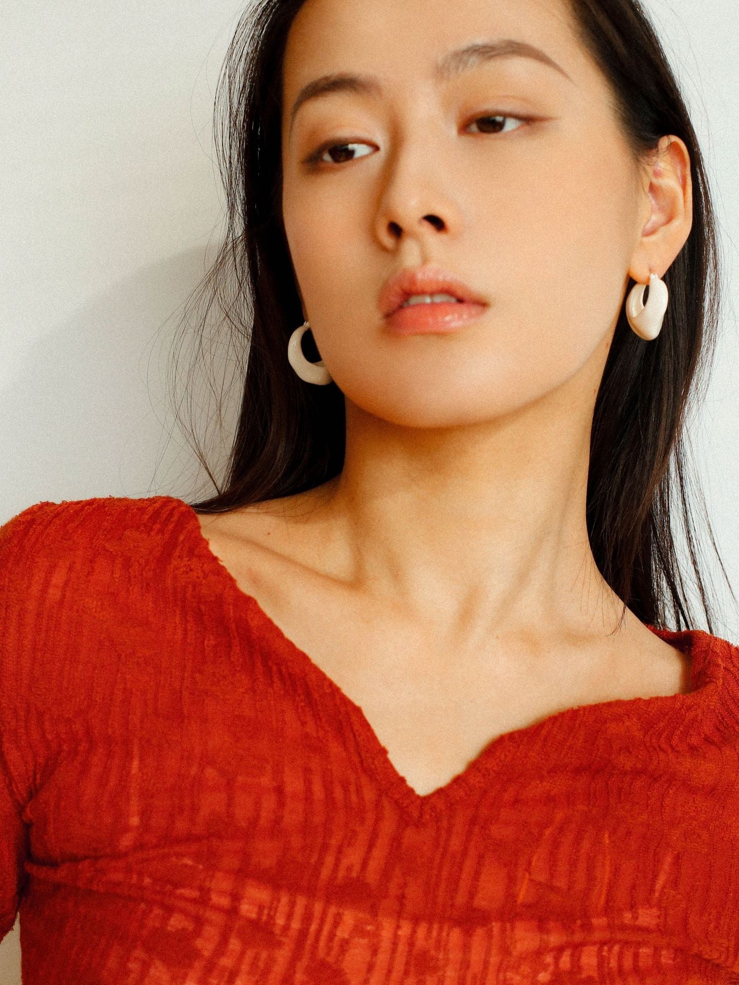 Enamel Twisted Geometric Hoop Earrings - floysun