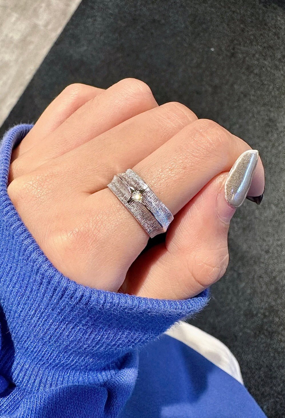 Engraved Brushed Silver Zircon Ring - floysun